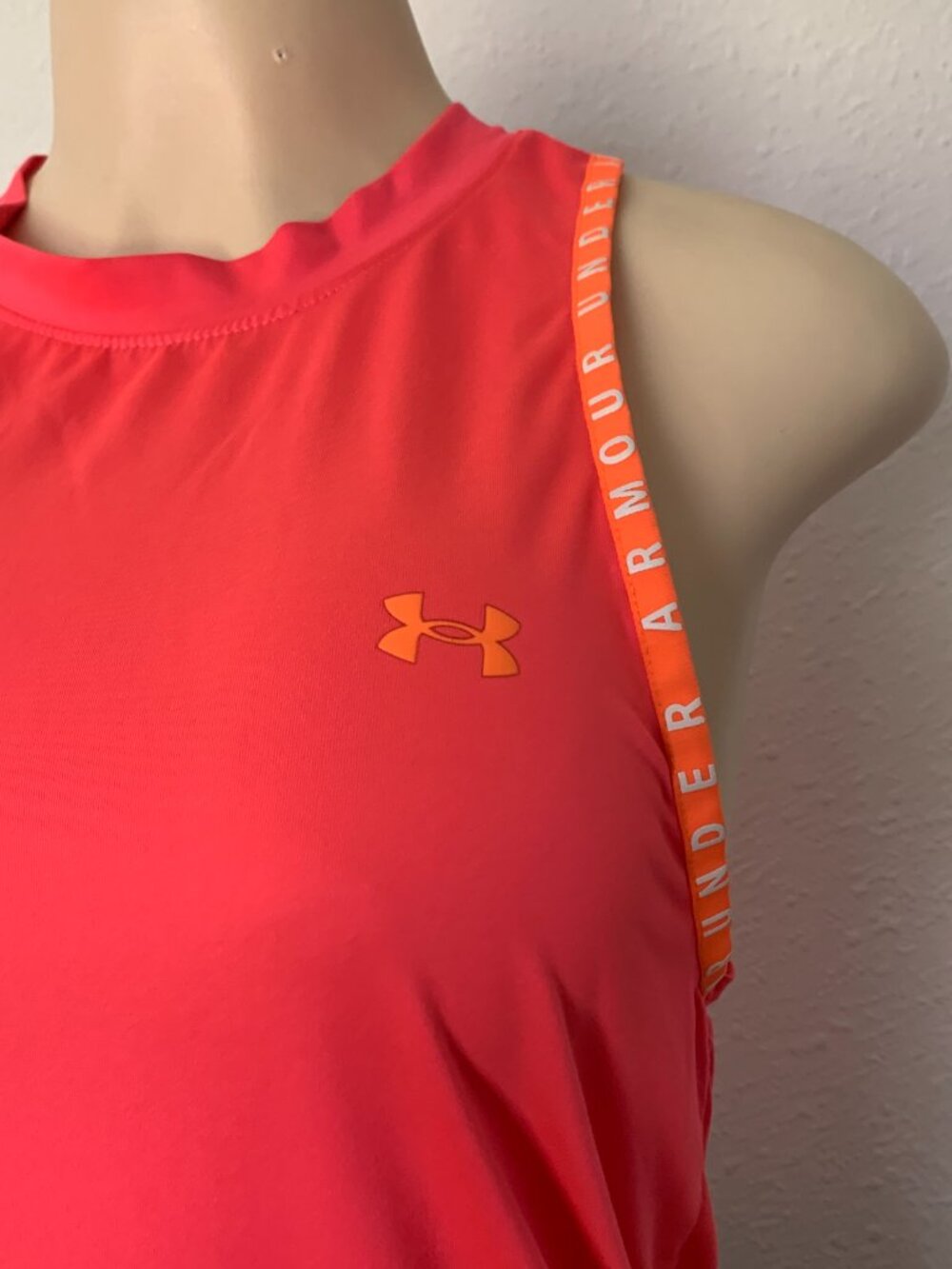 Under Armour Womens Small Pink Coral Branded Taped Straps Knockout Racerback Tan